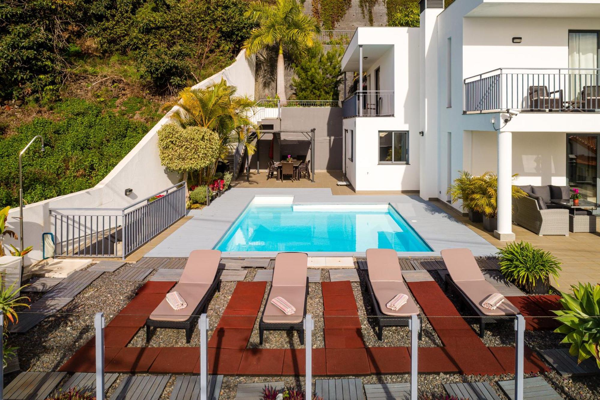 Villa Nunes, Big Holiday House With Private Pool Calheta  Dış mekan fotoğraf